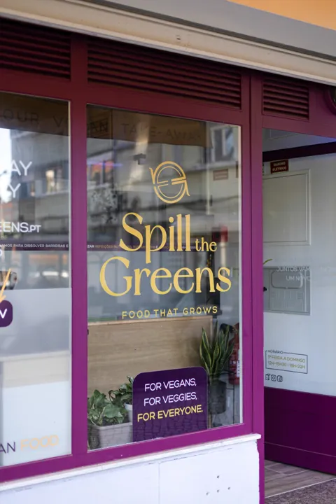 Fotografia de Spill the Greens
